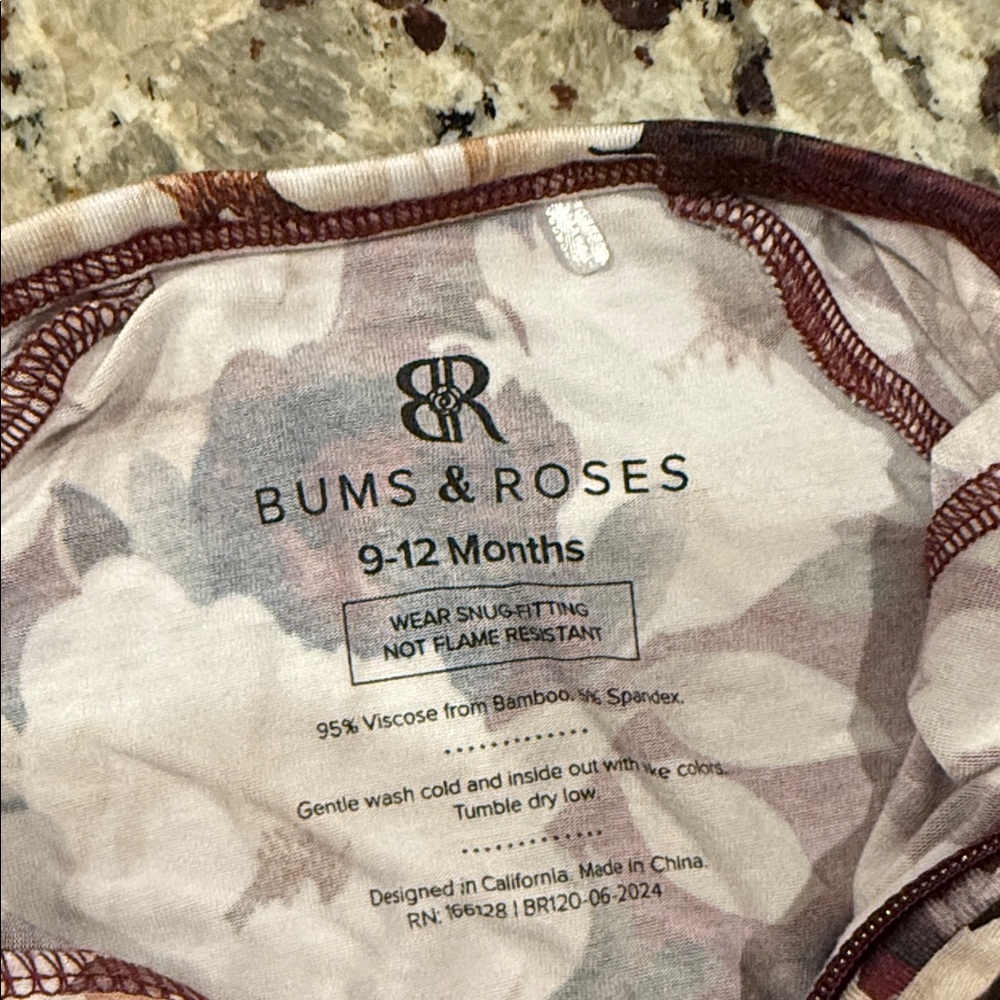 Bums and Roses Ruffle Zippy - Picture 2 of 4